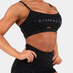 Ryderwear | Women’s Gym Set